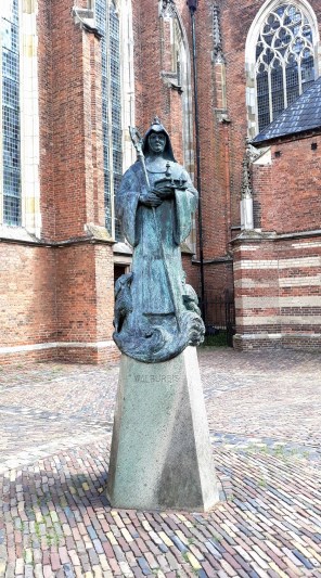 하이덴하임의 성녀 발부르가_by Jacques Germans_photo by acediscovery_at the Church of Sint-Walburgis in Zutphen_Netherlands.jpg
